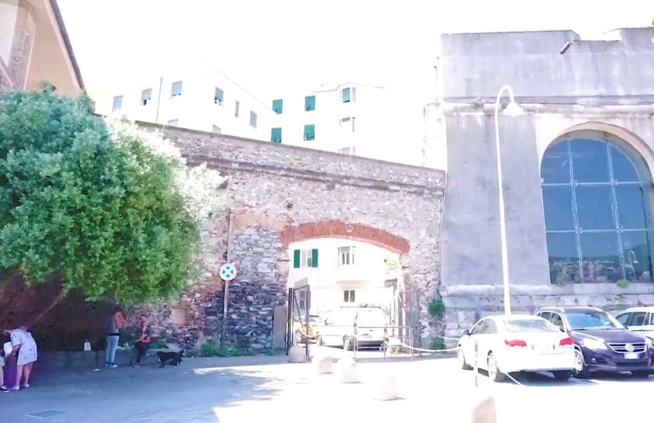 Casa Cimella, Un Nido Nel Cuore Del Porto Antico Cod Citra 010025-Lt-2629 Genova Eksteriør billede